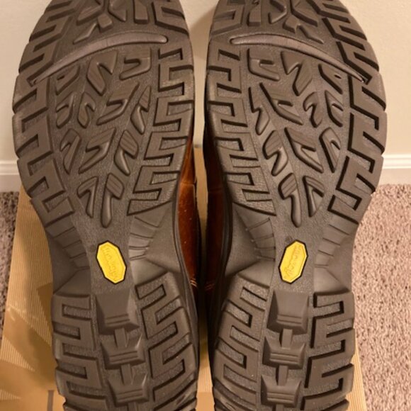 Ugg Wynton Brown Navy Leather Boots (Nearly NEW) - Picture 3 of 10